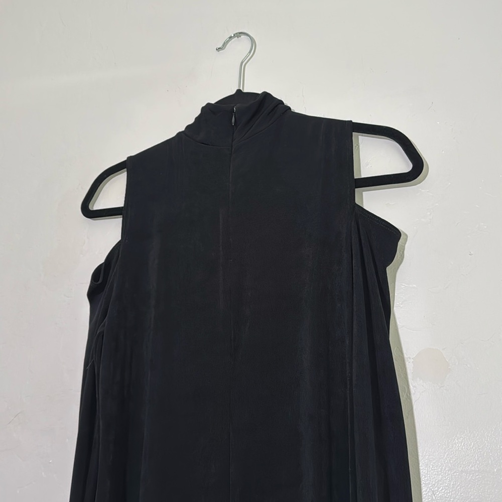 Chic Open shoulder  Black Dress - Picture 4 of 5